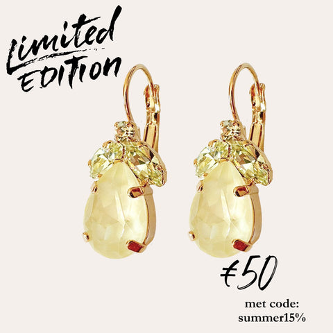 Summerdeal: Oorhangers met gele blaadjes en een Swarovki-druppel