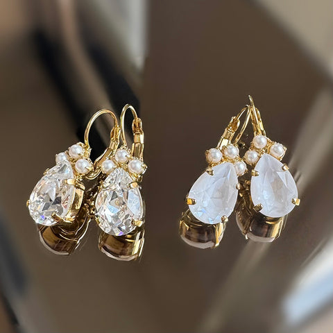 Earrings with 3 pearls and a Swarovski drop