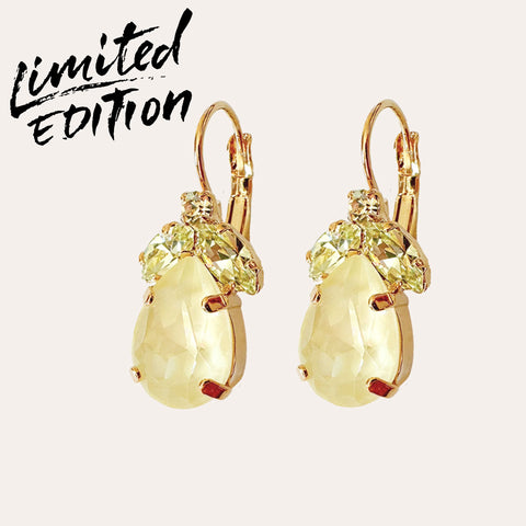 Summerdeal: Oorhangers met gele blaadjes en een Swarovki-druppel