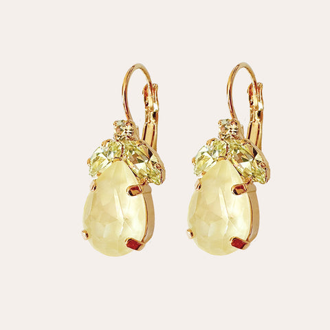 Summerdeal: Oorhangers met gele blaadjes en een Swarovki-druppel