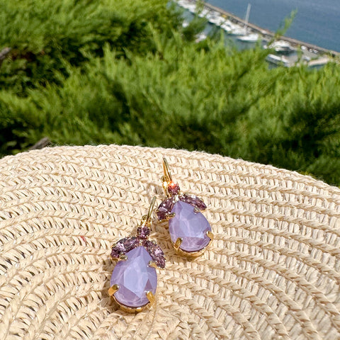 Summerdeal: Oorhangers met paarse blaadjes en een lila Swarovski-druppel