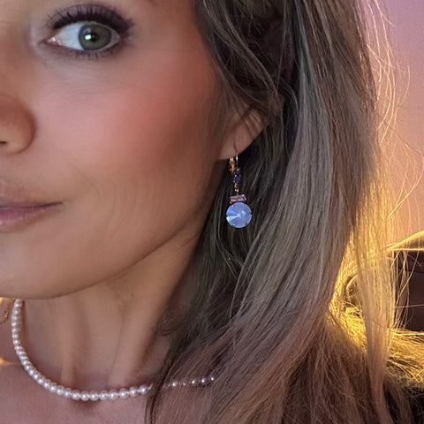 Earrings with blue crystals