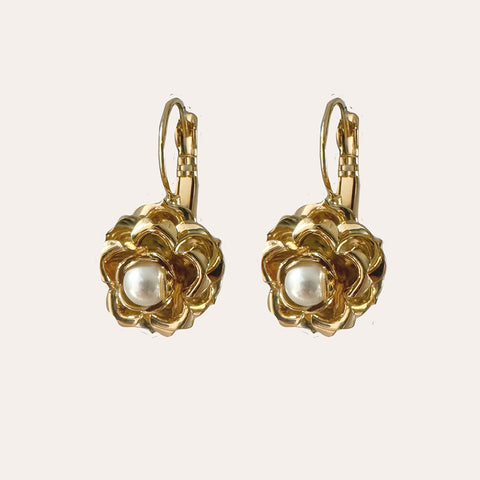 Oorhangers met bloemetje en pareltje