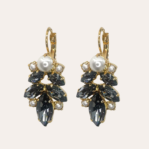 Green earrings with shiny crystals
