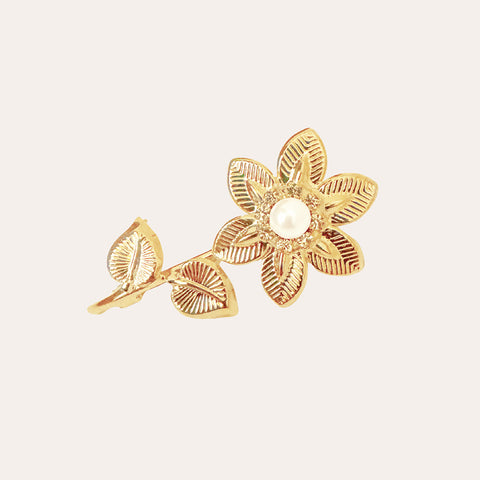 Broche met bloem: 'The Matching Leaves' Broche