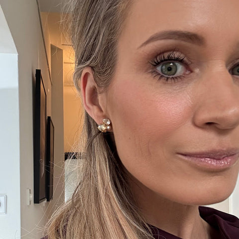 Oorklimmer (L) met kristallen en parels – statement oorbel