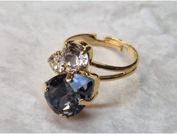 Ring met drie kristallen