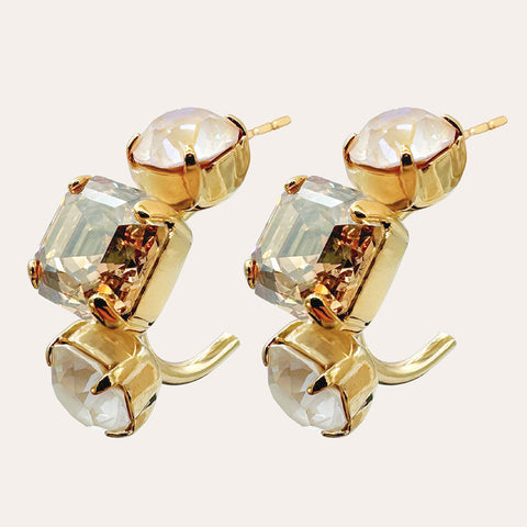 Creolen met beige en gouden kristallen