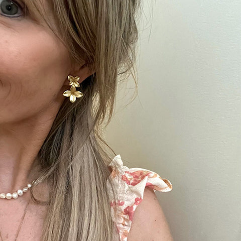 Atelier-SALE: Vintage earrings with two flowers