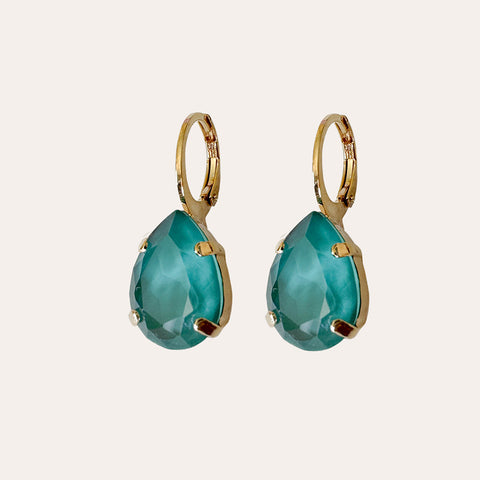Summerdeal: Oorhangers met een appelblauwzeegroene druppel