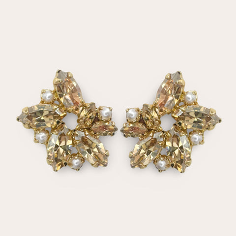 Oorstekers met gouden kristallen en pareltjes