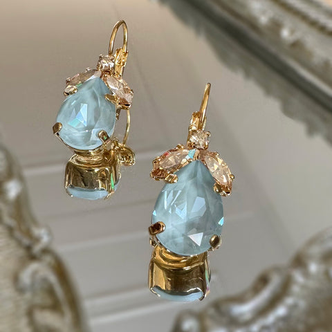 Oorhangertjes met gouden blaadjes en een agave druppel