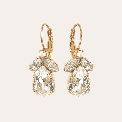 Oorhangers met blaadjes, een pareltje en een Swarovki-druppel