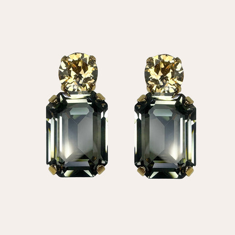 Oorstekers met zwart kristal