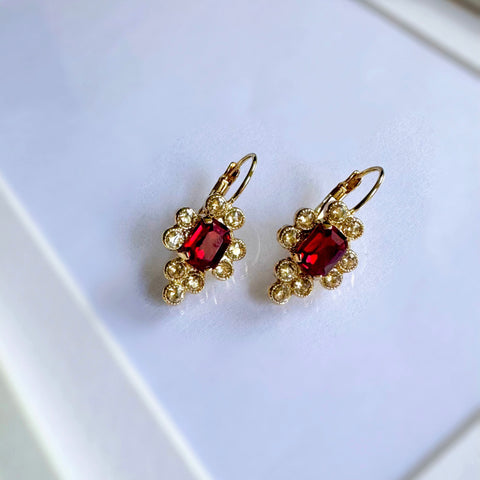 Earrings with red stones