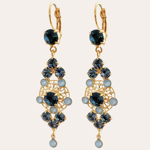 Oorhangers met blauwe steentjes