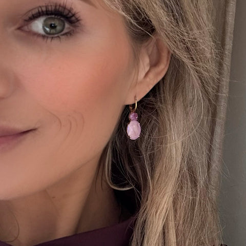 Earrings with purple crystals