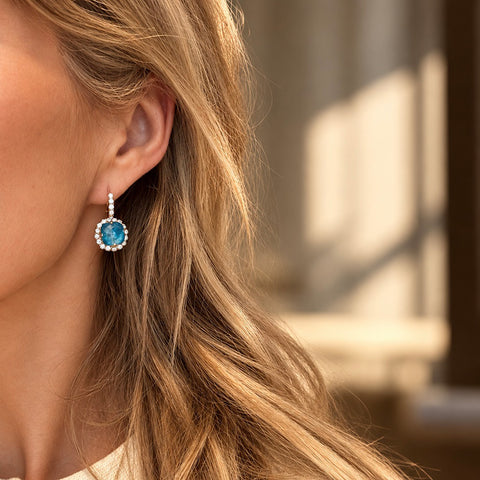 Oorhangers met teal blauwe kristallen