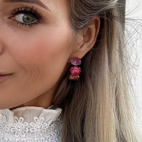 Hoop earrings with fuchsia Swarovski crystals
