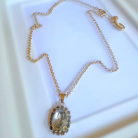 Gouden kettinkje met  hanger