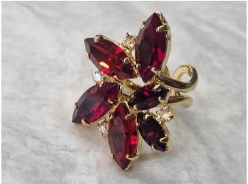 Large earrings set with 10 crystals