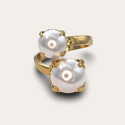 Ring met twee parels