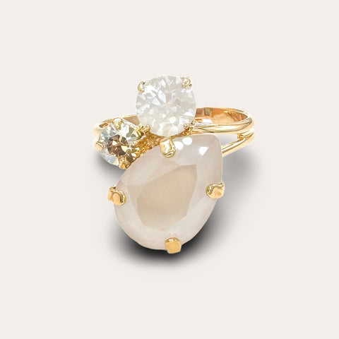 Ring met drie kristallen