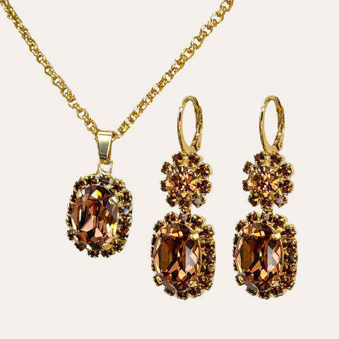 Green earrings with shiny crystals