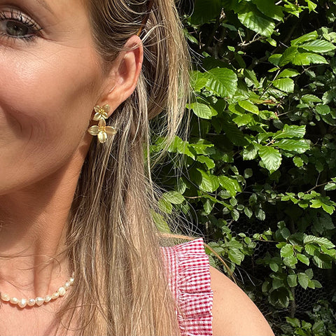Atelier-SALE: Vintage earrings with two flowers
