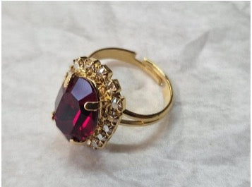 Green earrings with shiny crystals